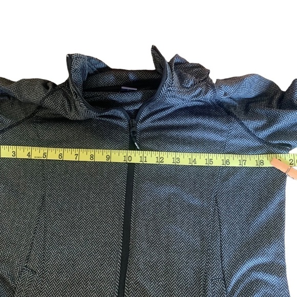 Mondetta athletic track jacket. - Picture 7 of 15